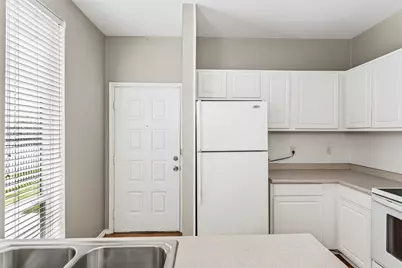 2002 N Fitzhugh Avenue #1, Dallas, TX 75204 - Photo 7