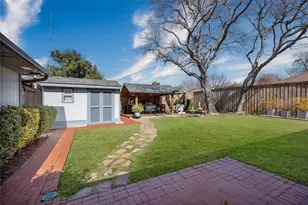 2609 Ramblewood Dr, Carrollton, TX 75006 - Photo 33