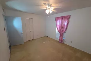 1405 Carnation Dr, Lewisville, TX 75067 - Photo 7