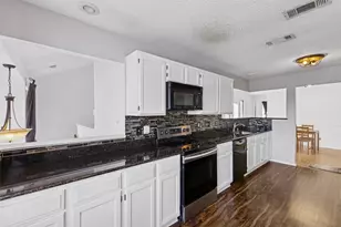 2903 Hunters Point Ln, Carrollton, TX 75007 - Photo 7