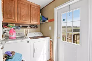 310 Glenwood St, Gainesville, TX 76240 - Photo 11