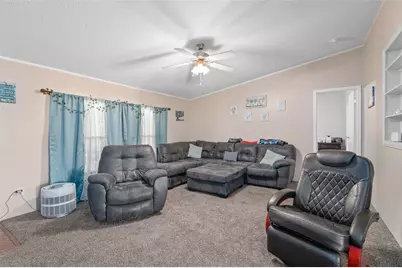 310 Glenwood Street, Gainesville, TX 76240 - Photo 5