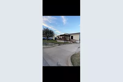 310 Glenwood Street, Gainesville, TX 76240 - Photo 27