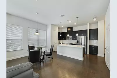 2813 Troutt Drive, Carrollton, TX 75010 - Photo 9