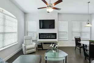 2813 Troutt Dr, Carrollton, TX 75010 - Photo 7