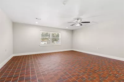 1000 La Villeta Street, Mexia, TX 76667 - Photo 11