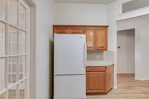 10837 Braemoor Dr, Fort Worth, TX 76052 - Photo 9