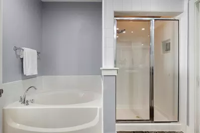 4830 Cedar Springs Road #30, Dallas, TX 75219 - Photo 17