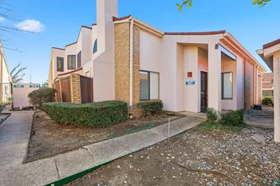 505 Ranch Trail #107, Irving, TX 75063 - Photo 3