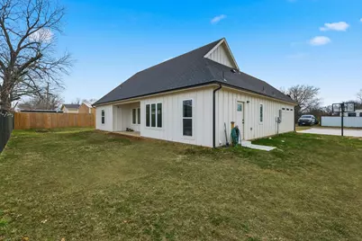 1404 17th Street, Bridgeport, TX 76426 - Photo 35