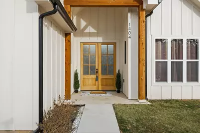 1404 17th Street, Bridgeport, TX 76426 - Photo 3