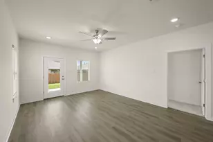 9629 Mc Clane Farm Dr, Fort Worth, TX 76036 - Photo 11