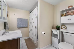 1126 W 7th St, McGregor, TX 76657 - Photo 19