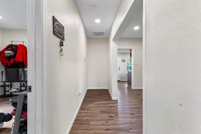 1126 W 7th Street, McGregor, TX 76657 - Photo 11