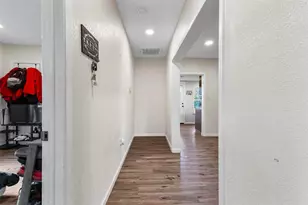 1126 W 7th St, McGregor, TX 76657 - Photo 11