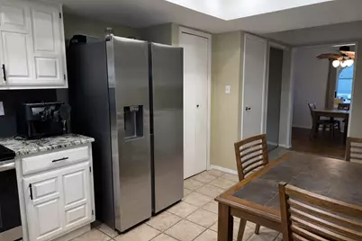 3437 Livingston Lane, Carrollton, TX 75007 - Photo 7