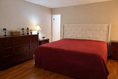 3437 Livingston Lane, Carrollton, TX 75007 - Photo 9