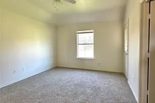 130 Sunburst Ct, Weatherford, TX 76087 - Photo 7