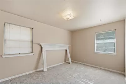 206 W Ridgewood Drive, Garland, TX 75041 - Photo 15