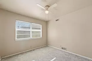 206 W Ridgewood Dr, Garland, TX 75041 - Photo 13