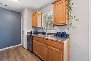 9401 Hilltop St, Rio Vista, TX 76093 - Photo 13