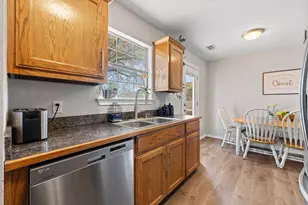 9401 Hilltop St, Rio Vista, TX 76093 - Photo 15