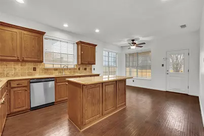 8105 Eagle Drive, Rowlett, TX 75088 - Photo 9