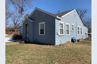 920 Hancock Street, Gainesville, TX 76240 - Photo 1
