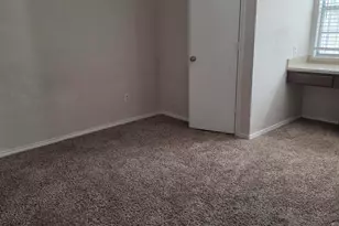 1745 Dynasty Cir, Glenn Heights, TX 75154 - Photo 9