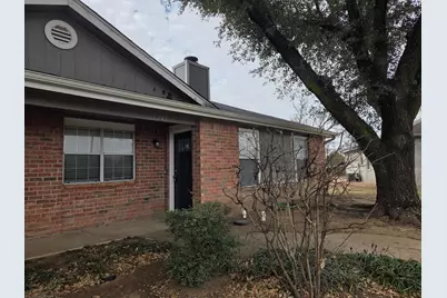 1745 Dynasty Circle, Glenn Heights, TX 75154 - Photo 3