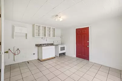 302 S Wood Street, Cleburne, TX 76033 - Photo 25