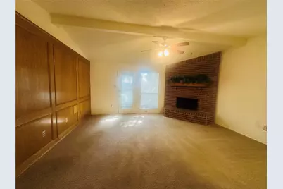 2621 Ozark Drive, Grand Prairie, TX 75052 - Photo 5