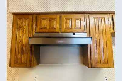 2621 Ozark Drive, Grand Prairie, TX 75052 - Photo 11