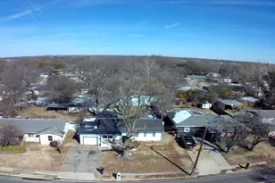 1805 W Washington St, Sherman, TX 75092 - Photo 3