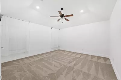 8405 Greenspoint Drive, Rowlett, TX 75088 - Photo 15