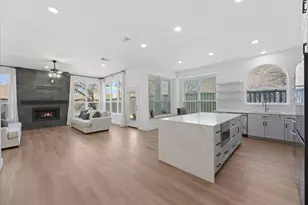 8405 Greenspoint Dr, Rowlett, TX 75088 - Photo 9