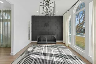 8405 Greenspoint Dr, Rowlett, TX 75088 - Photo 3