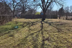 714 Potter St, Gainesville, TX 76240 - Photo 1