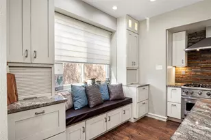 1901 N Port Ct, Grapevine, TX 76051 - Photo 19