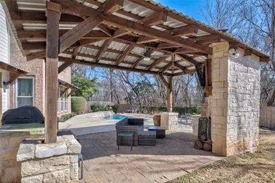 1901 N Port Court, Grapevine, TX 76051 - Photo 5