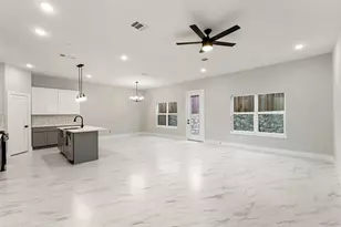 2378 Usman Dr, Irving, TX 75062 - Photo 5