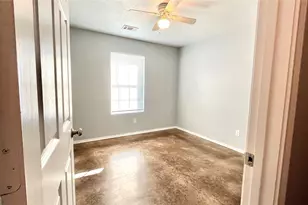 905 W 7th St, Bonham, TX 75418 - Photo 9