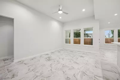 2716 E 12th Street, Fort Worth, TX 76111 - Photo 9