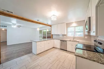 5520 Trail Lake Drive, Fort Worth, TX 76133 - Photo 3