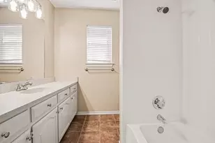 4915 Arborgate Dr, Arlington, TX 76017 - Photo 15