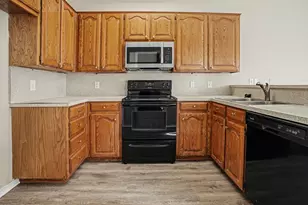 4915 Arborgate Dr, Arlington, TX 76017 - Photo 9