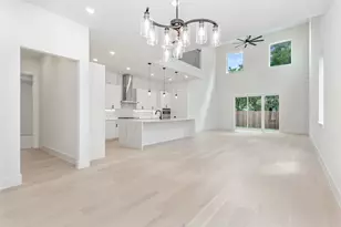 623 Parkview Ave, Dallas, TX 75223 - Photo 11