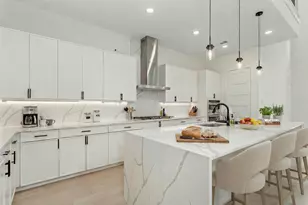 623 Parkview Ave, Dallas, TX 75223 - Photo 3