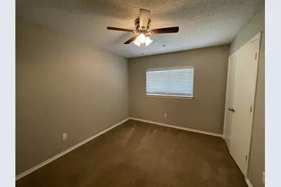 6109 Kingswood Drive, Arlington, TX 76001 - Photo 7