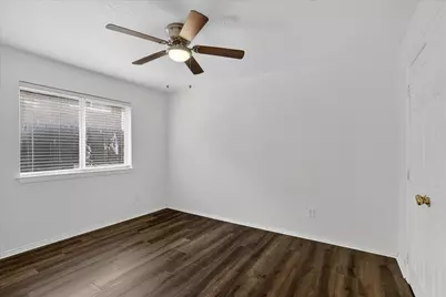 8417 Romanway Drive, Dallas, TX 75249 - Photo 7